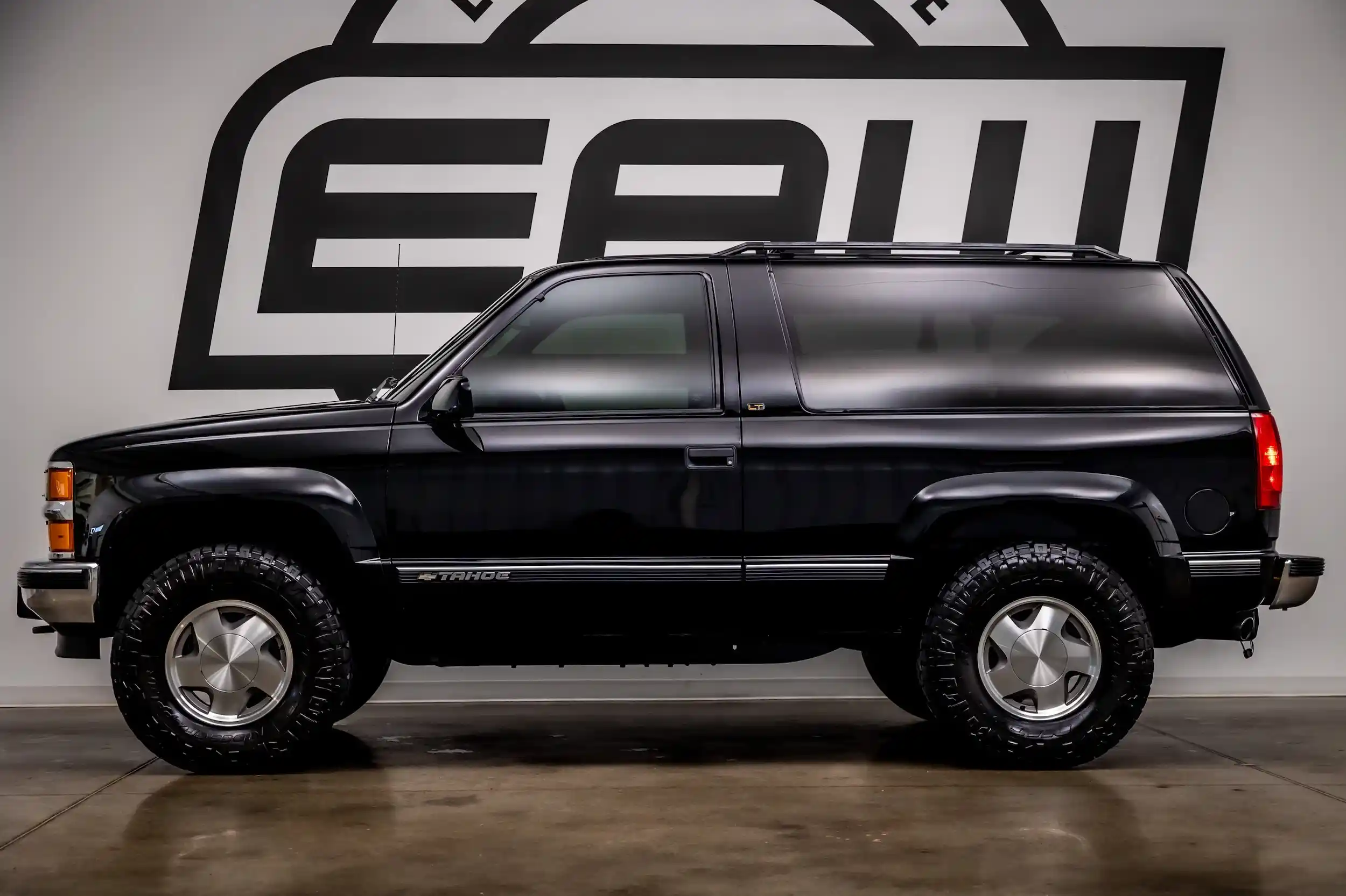1999-chevrolet-tahoe-lt-2-door-for-sale-pelahm-al-9