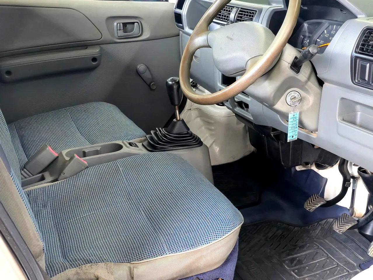 1999-mitsubishi-minicab-4x4-for-sale-13