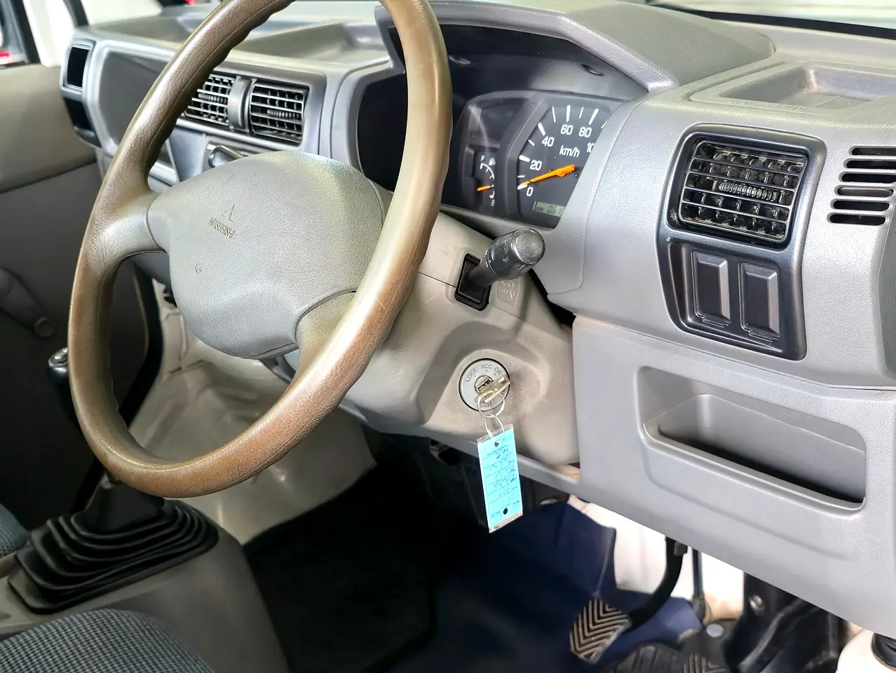 1999-mitsubishi-minicab-4x4-for-sale-14