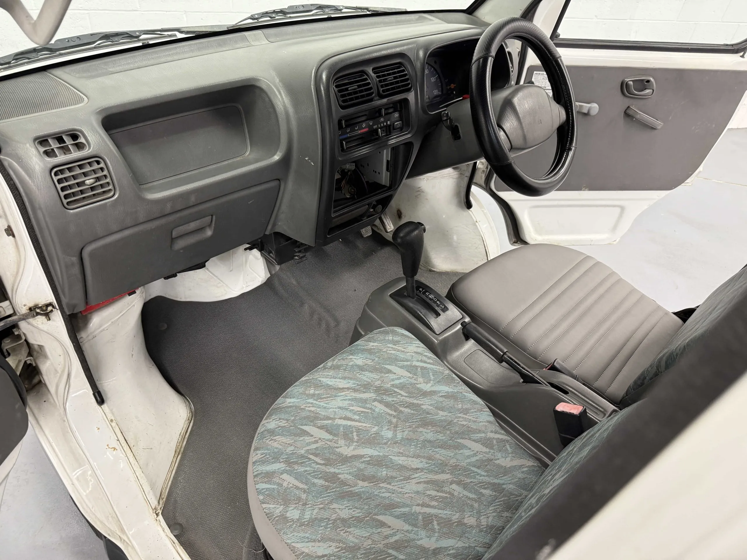 1999-suzuki-carry-turbo-kei-truck-for-sale-13