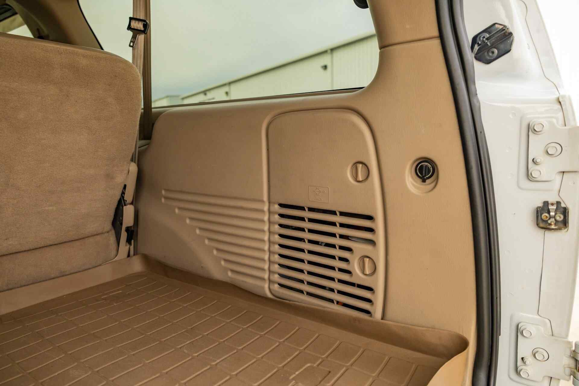 2000-ford-excursion-limited-power-stroke-turbo-diesel-for-sale-128