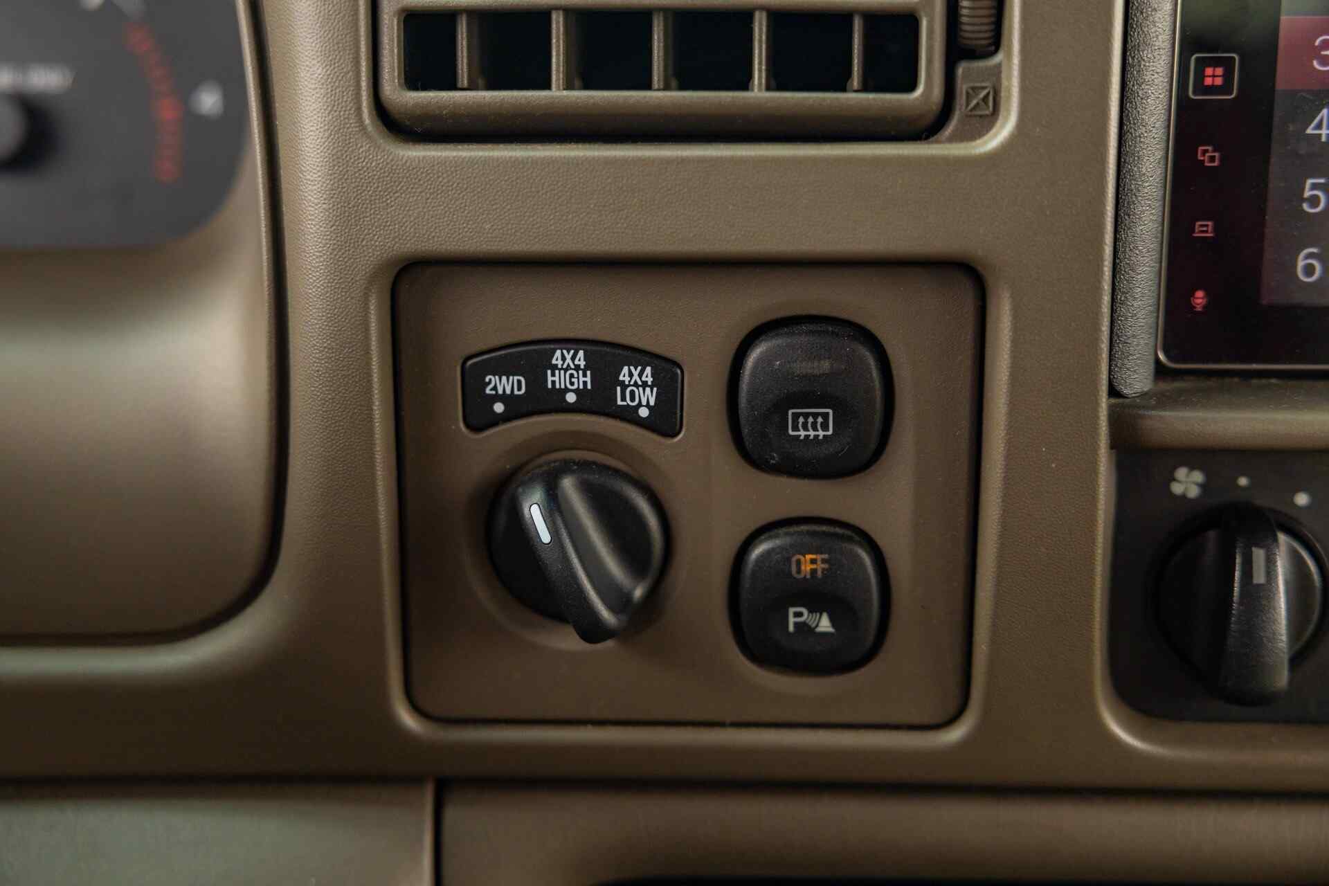2000-ford-excursion-limited-power-stroke-turbo-diesel-for-sale-147
