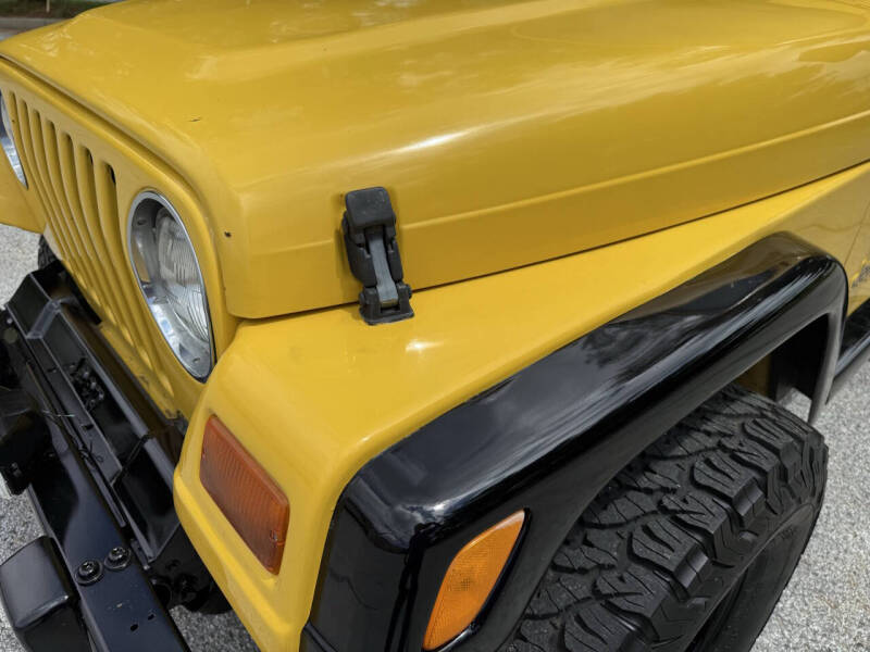 2000-jeep-wrangler-sport-2dr-4wd-suv (19)