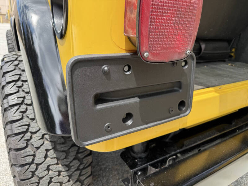 2000-jeep-wrangler-sport-2dr-4wd-suv (33)