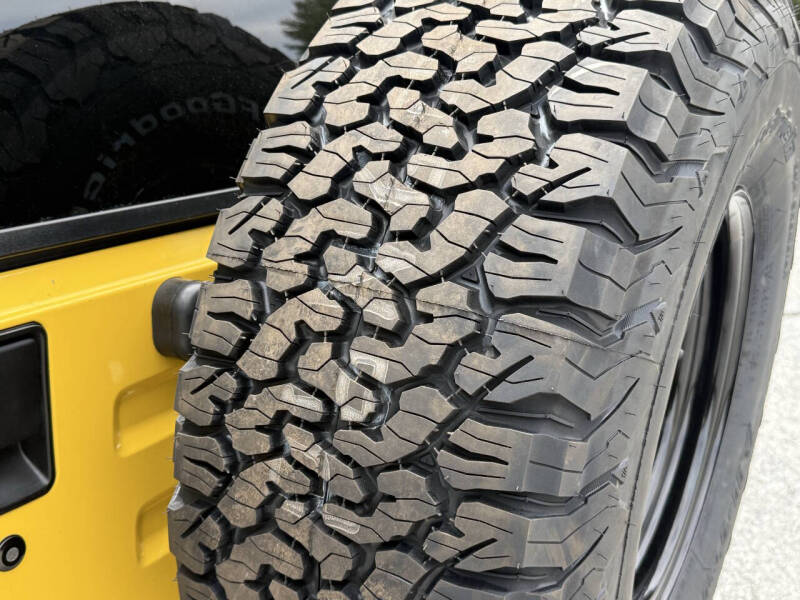 2000-jeep-wrangler-sport-2dr-4wd-suv (41)