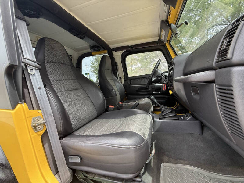 2000-jeep-wrangler-sport-2dr-4wd-suv (46)