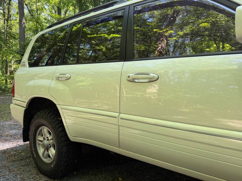 2000-lexus-lx-470-base-awd-4dr-suv (24)