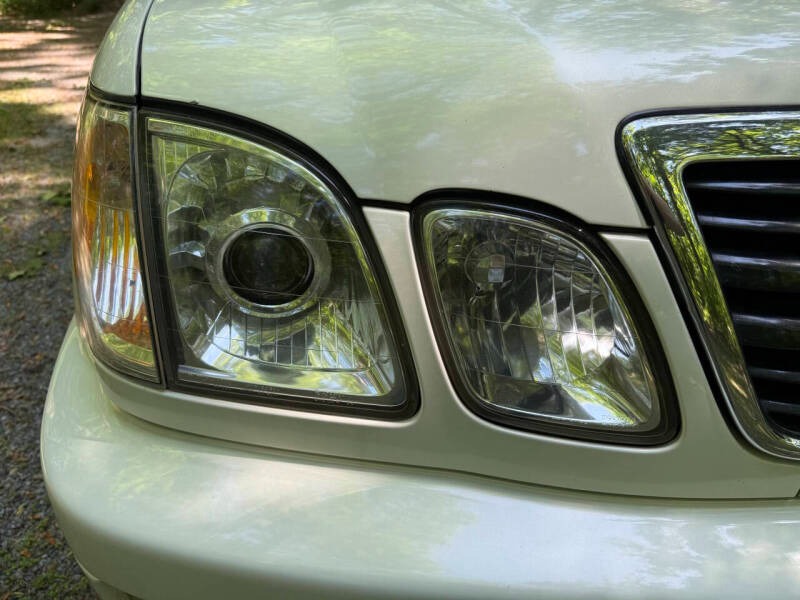 2000-lexus-lx-470-base-awd-4dr-suv (31)