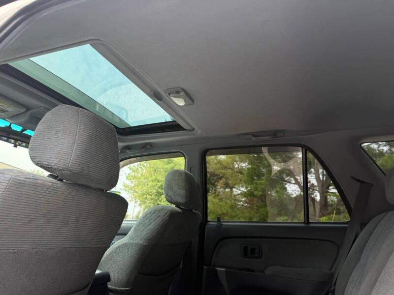 2000-toyota-4runner-sr5-4dr-4wd-suv (42)