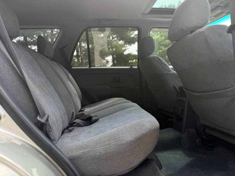 2000-toyota-4runner-sr5-4dr-4wd-suv (47)