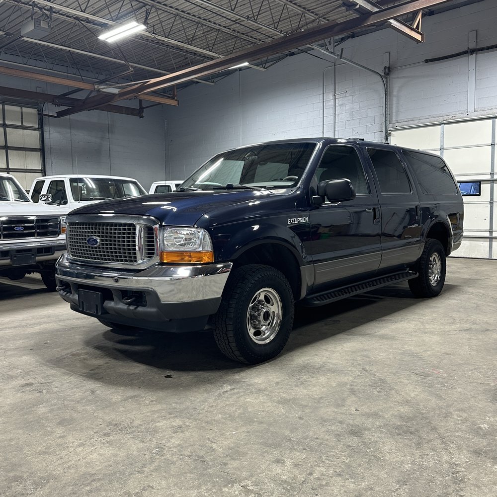 2001-ford-excursion-for-sale-01