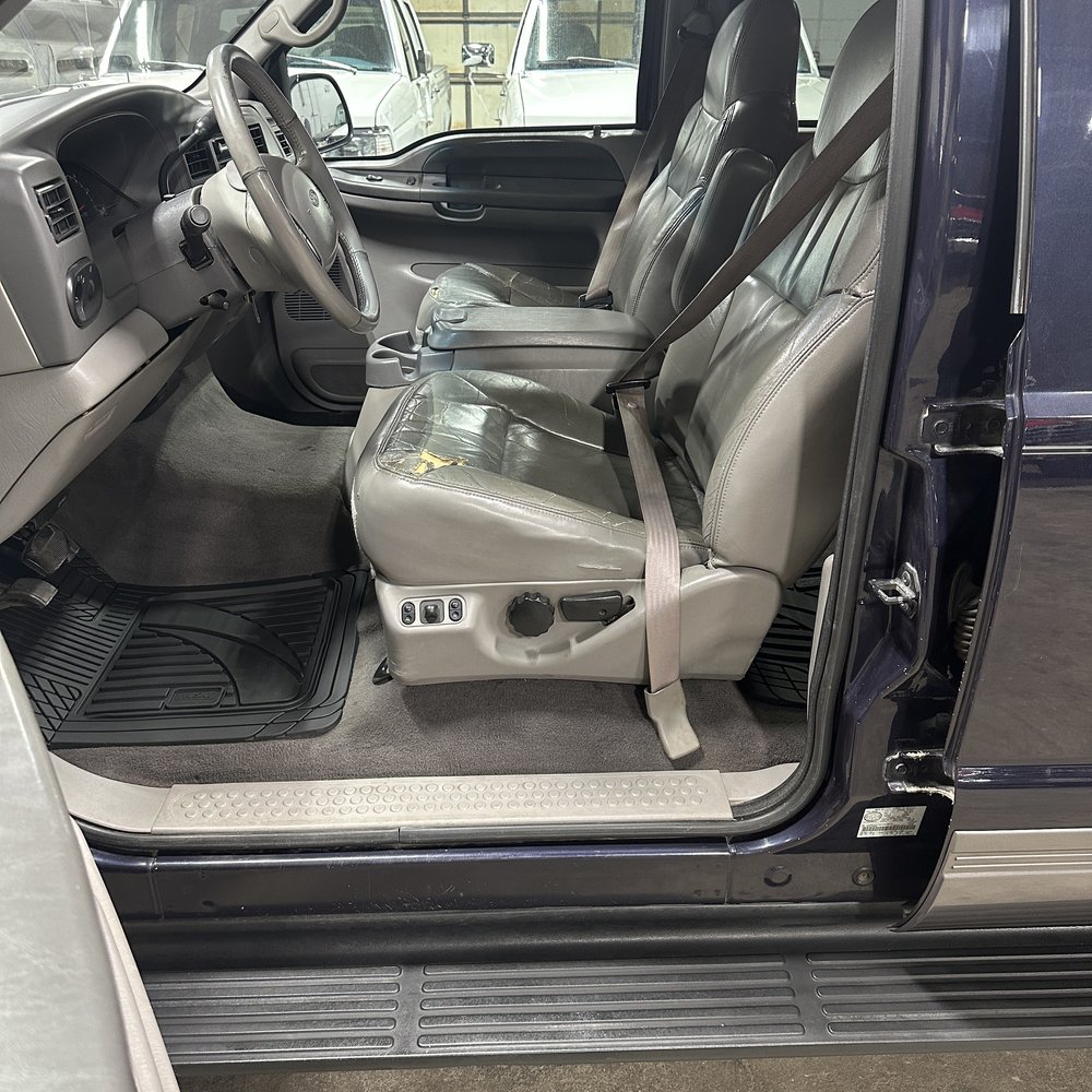 2001-ford-excursion-for-sale-21