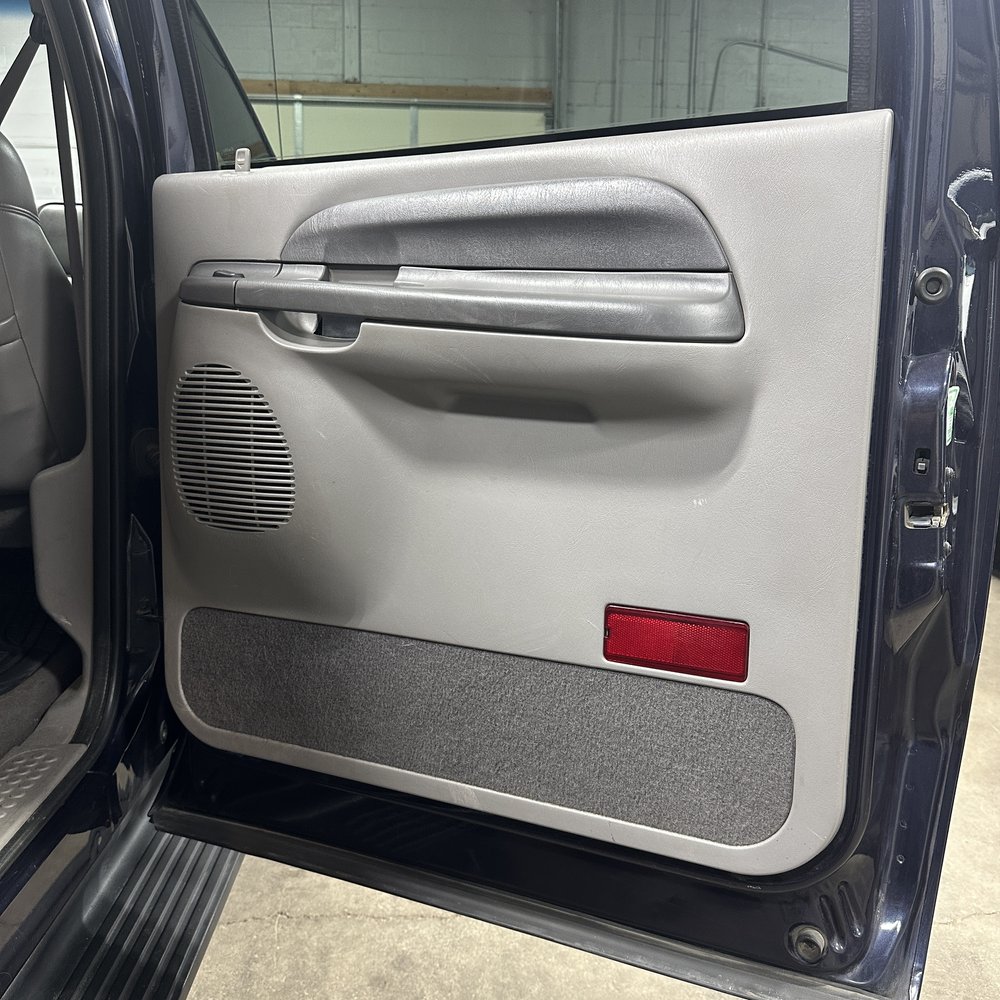 2001-ford-excursion-for-sale-39