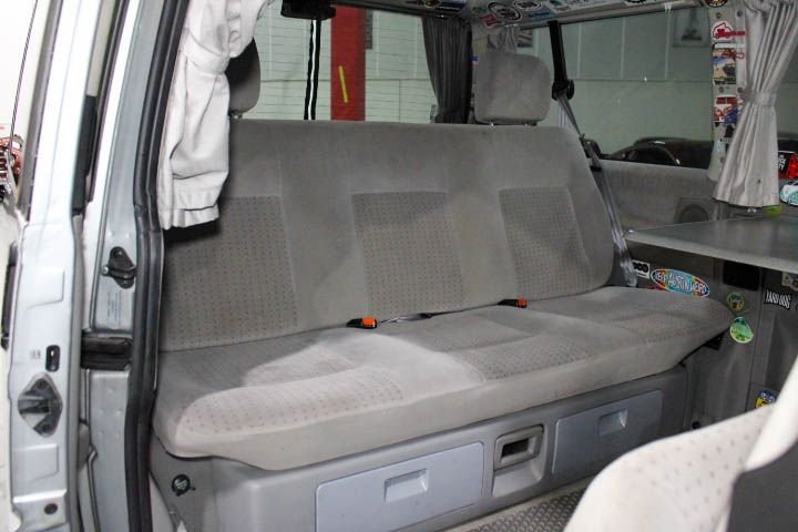 2002-volkswagen-eurovan-camper-westfalia (14)