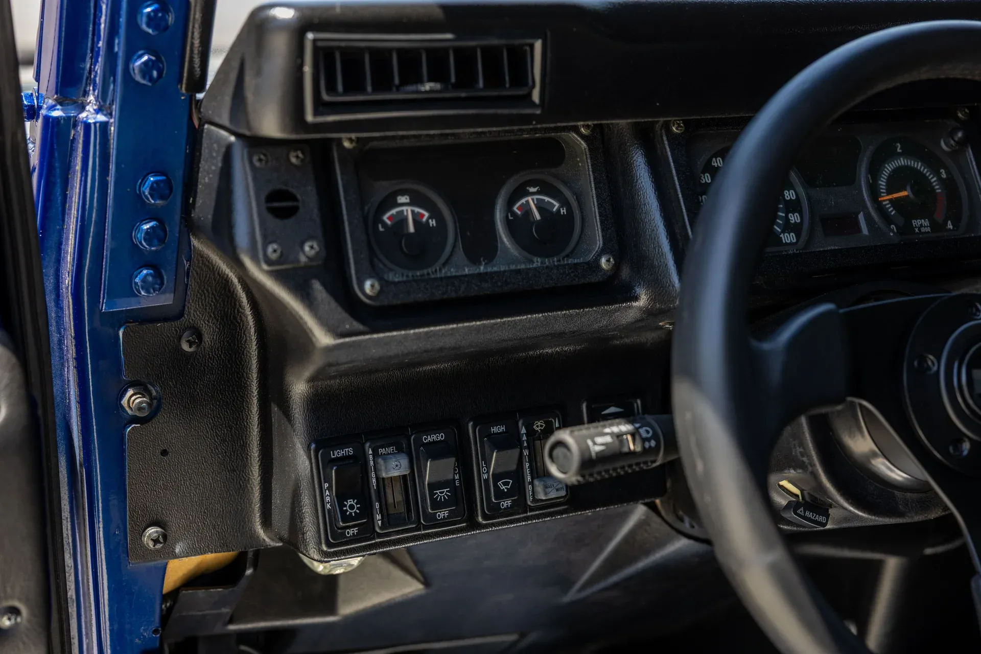 2003-hummer-h1-4-passenger-open-top-hard-doors (24)