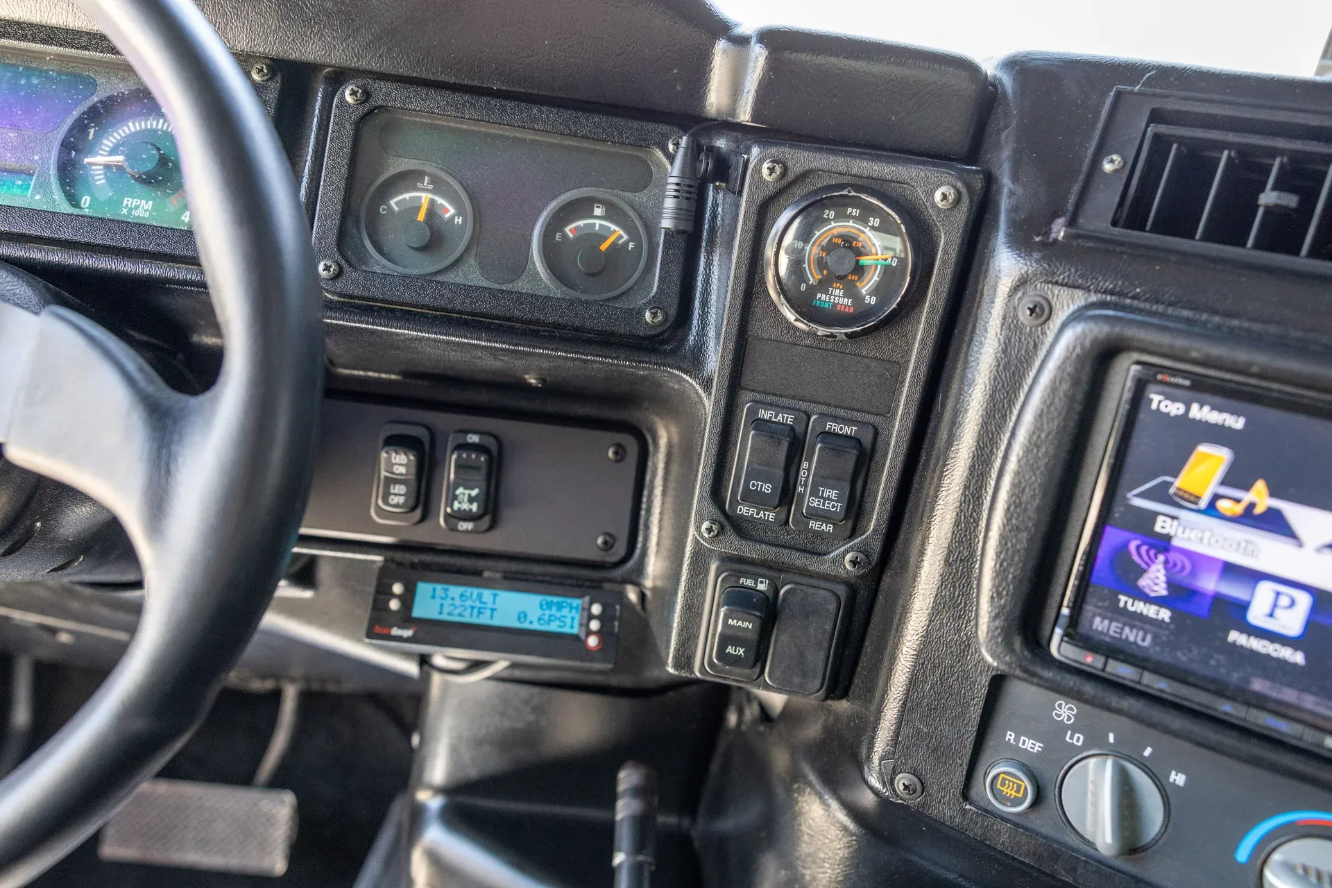 2003-hummer-h1-4-passenger-open-top-hard-doors (28)