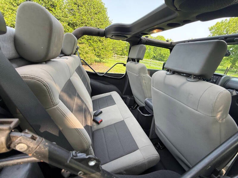 2008-jeep-wrangler-x-4x4-2dr-suv-w-side-airbag-package (30)