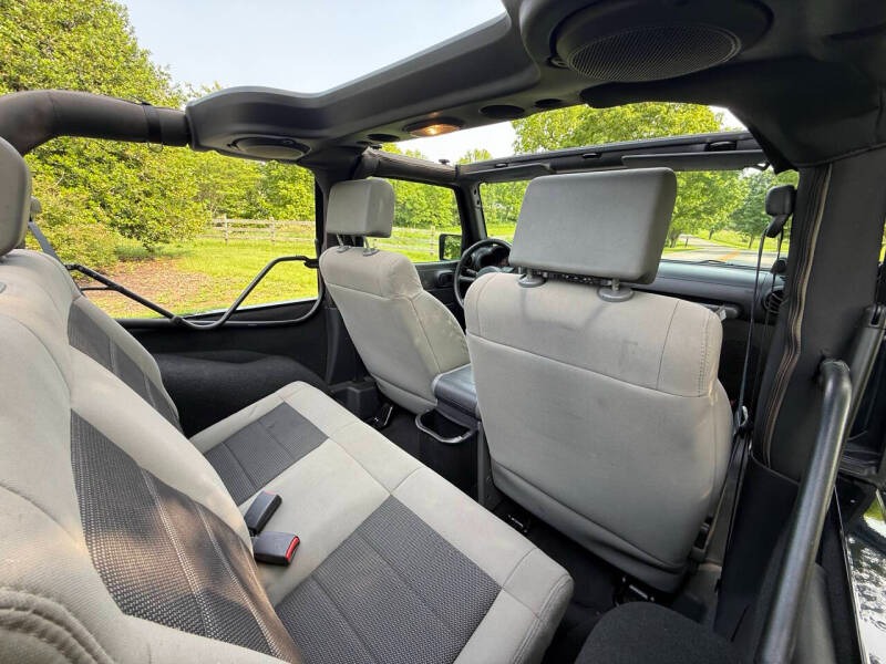 2008-jeep-wrangler-x-4x4-2dr-suv-w-side-airbag-package (31)