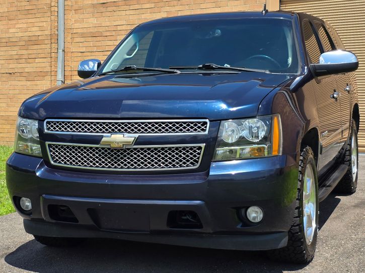 2009-chevrolet-tahoe-ltz-for-sale-nc-01