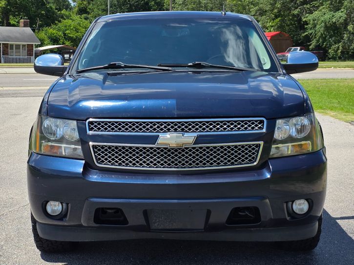 2009-chevrolet-tahoe-ltz-for-sale-nc-02