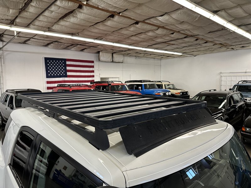 2010-toyota-fj-cruiser-suv-for-sale-08