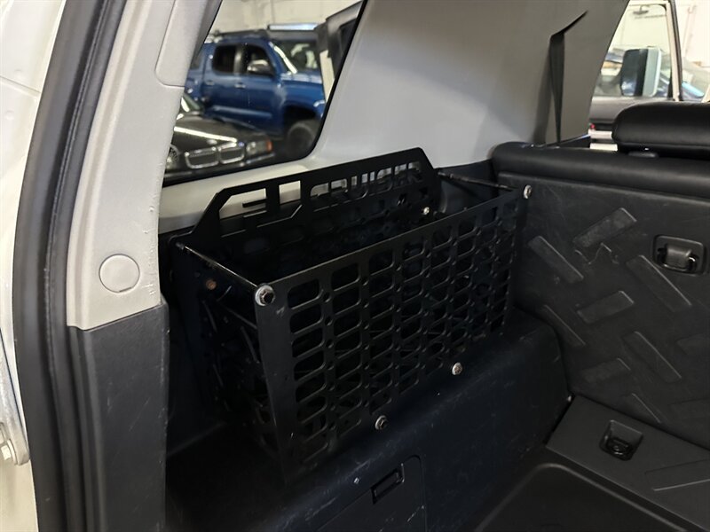 2010-toyota-fj-cruiser-suv-for-sale-30