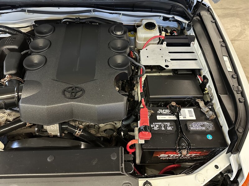 2010-toyota-fj-cruiser-suv-for-sale-44