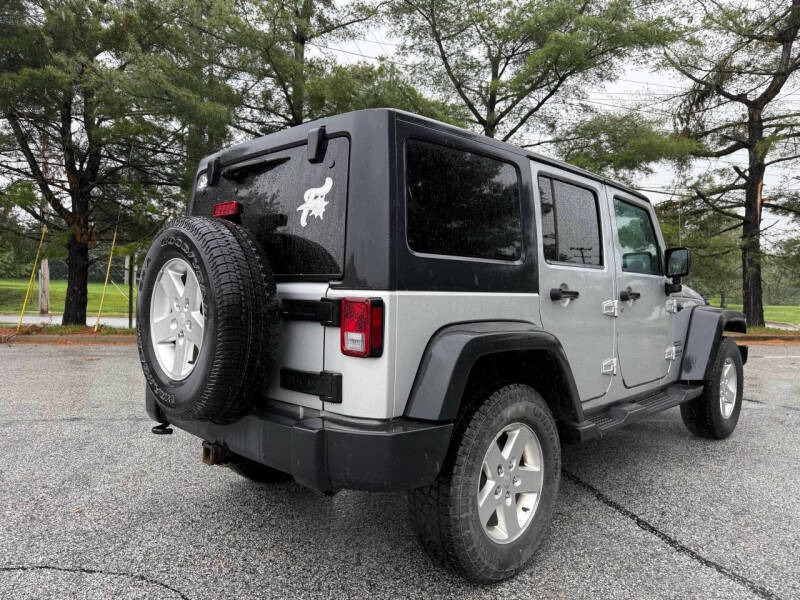 2012-jeep-wrangler-unlimited-sport-4x4-4dr-suv (7)