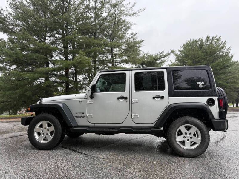 2012-jeep-wrangler-unlimited-sport-4x4-4dr-suv (8)