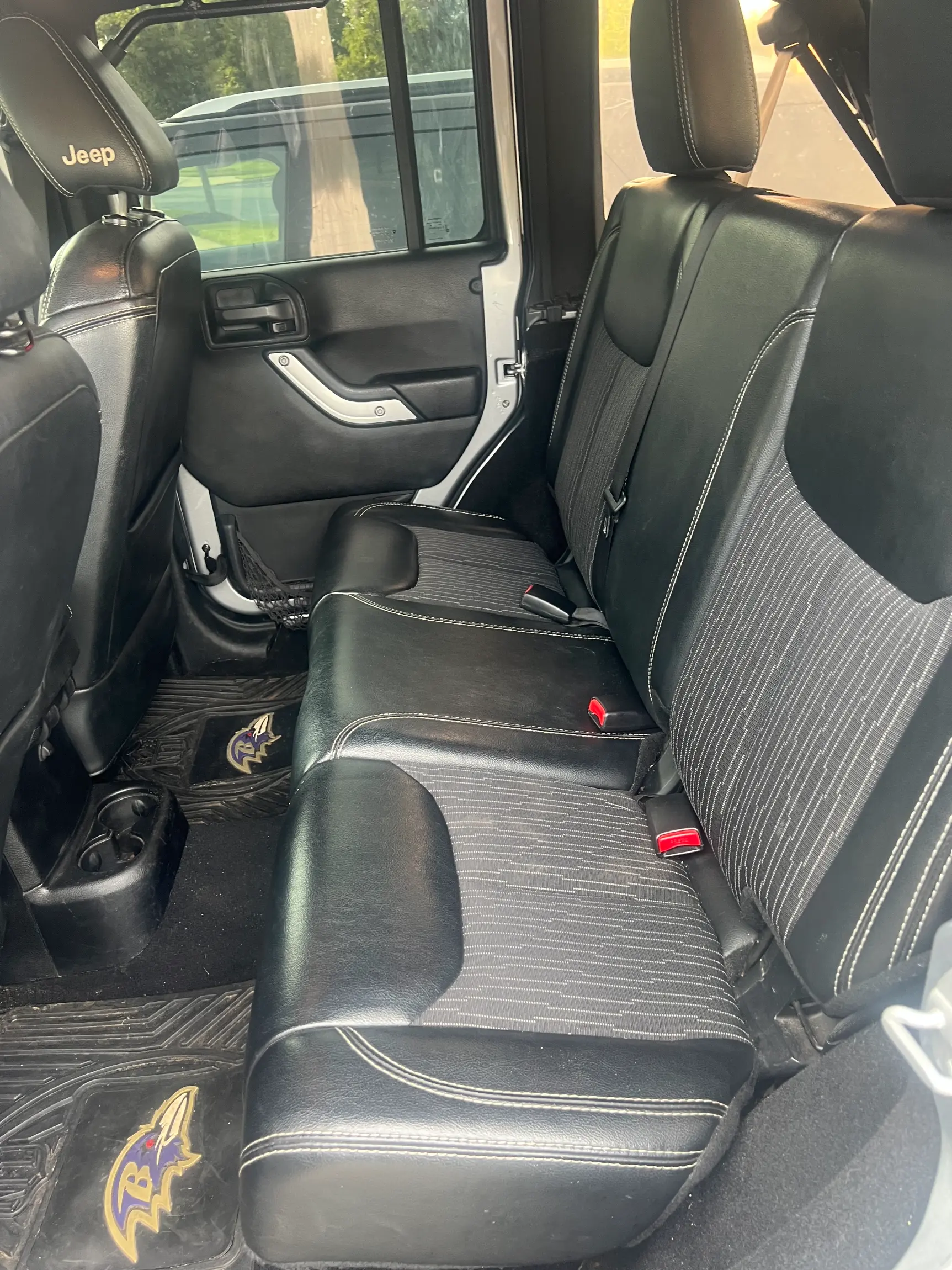 2014-jeep-wrangler-unlimited-sport-freedom-edition-for-sale-01