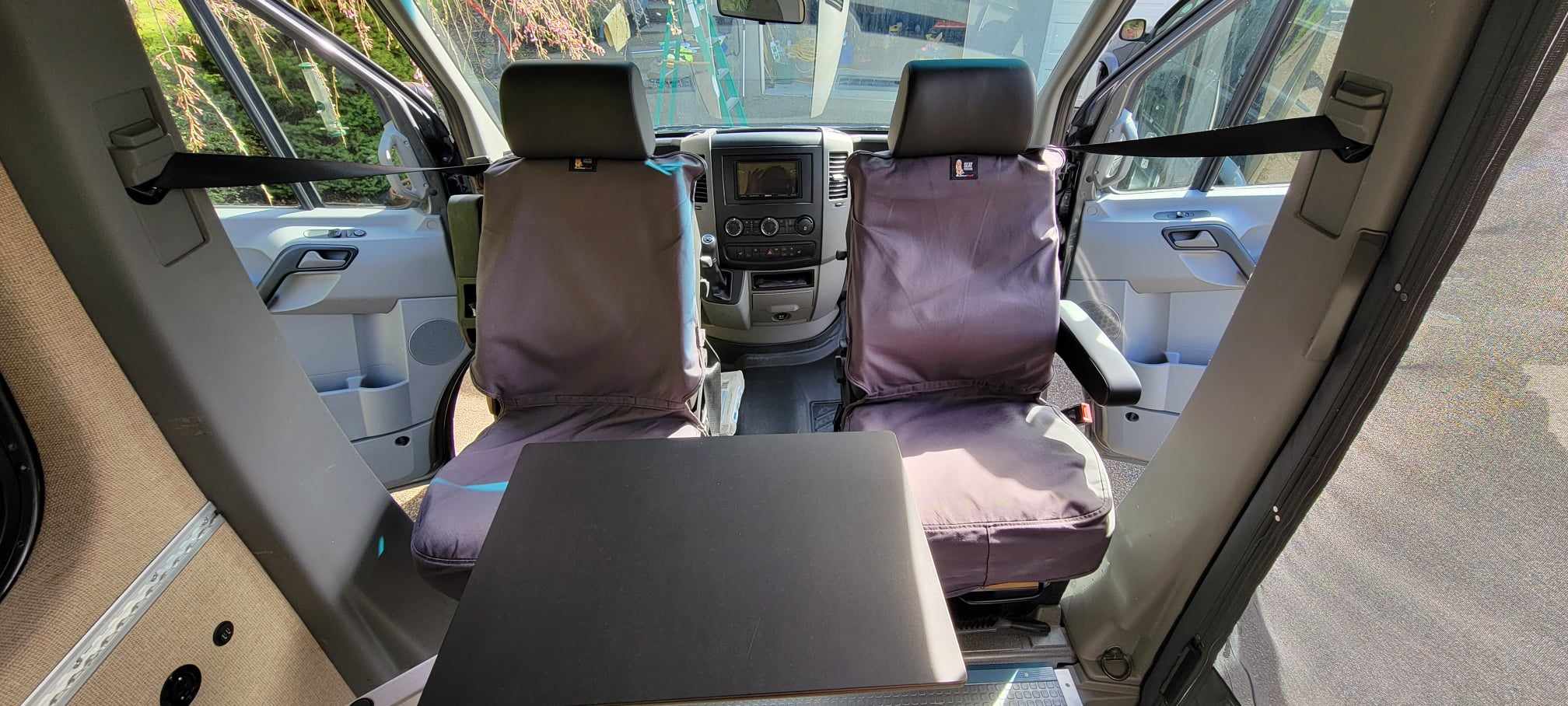 2016-mercedes-benz-sprinter 2500-motorhome-for-sale-04