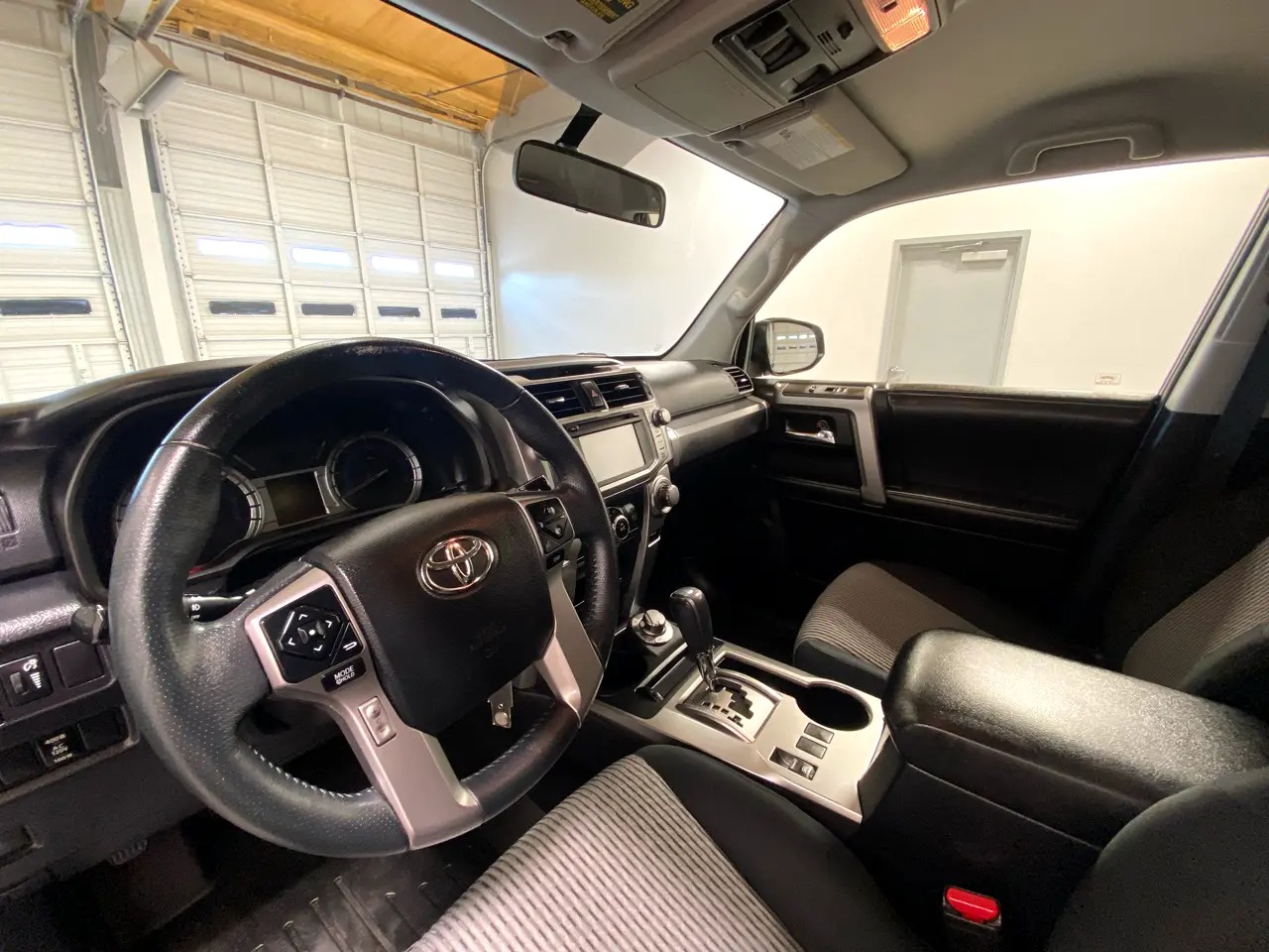 2016-toyota-4runner-sr5-for-sale-12
