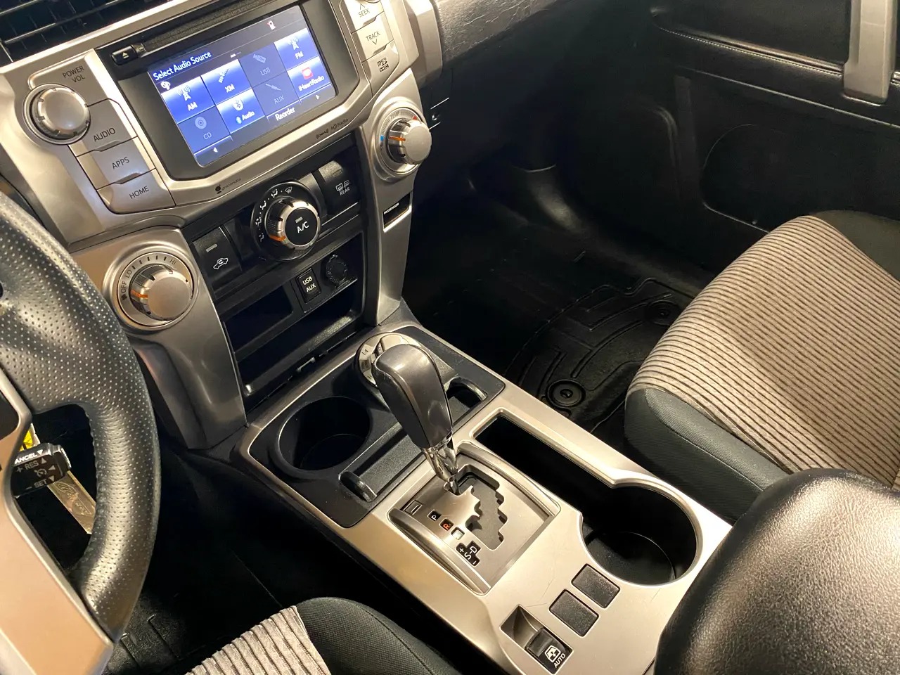 2016-toyota-4runner-sr5-for-sale-21