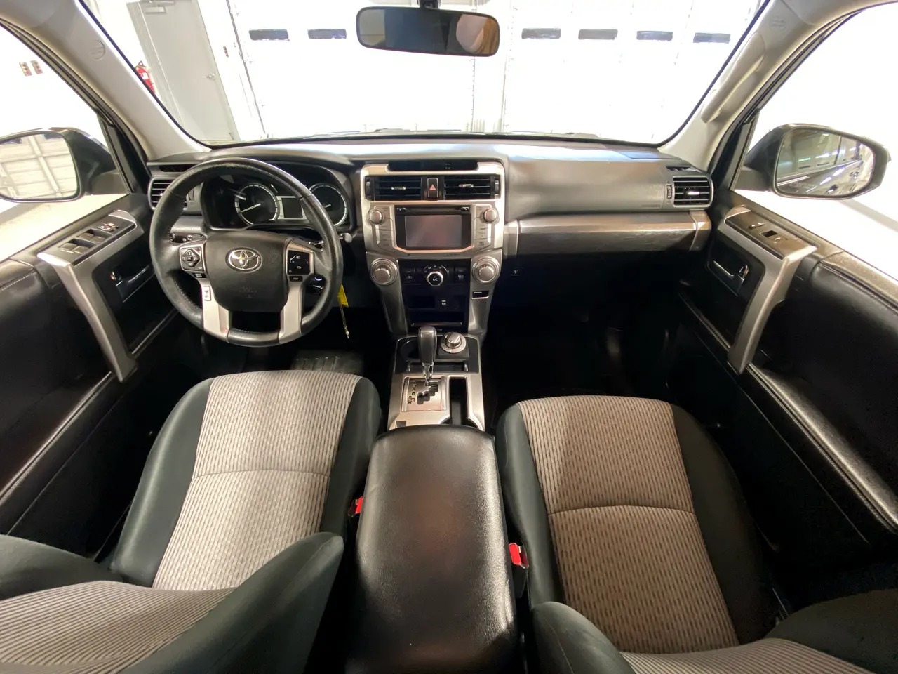 2016-toyota-4runner-sr5-for-sale-24