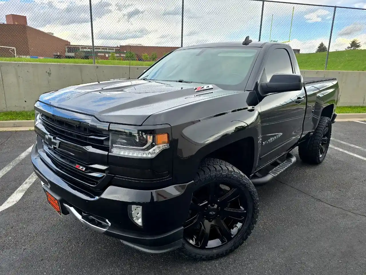 2017-chevrolet-silverado-1500-reg-cab-for-sale-1