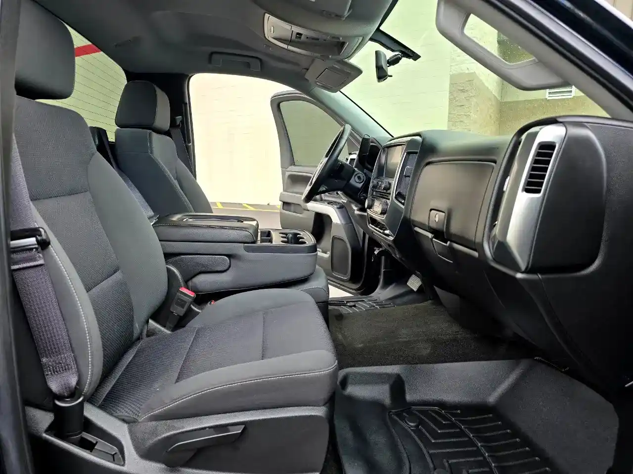 2017-chevrolet-silverado-1500-reg-cab-for-sale-15
