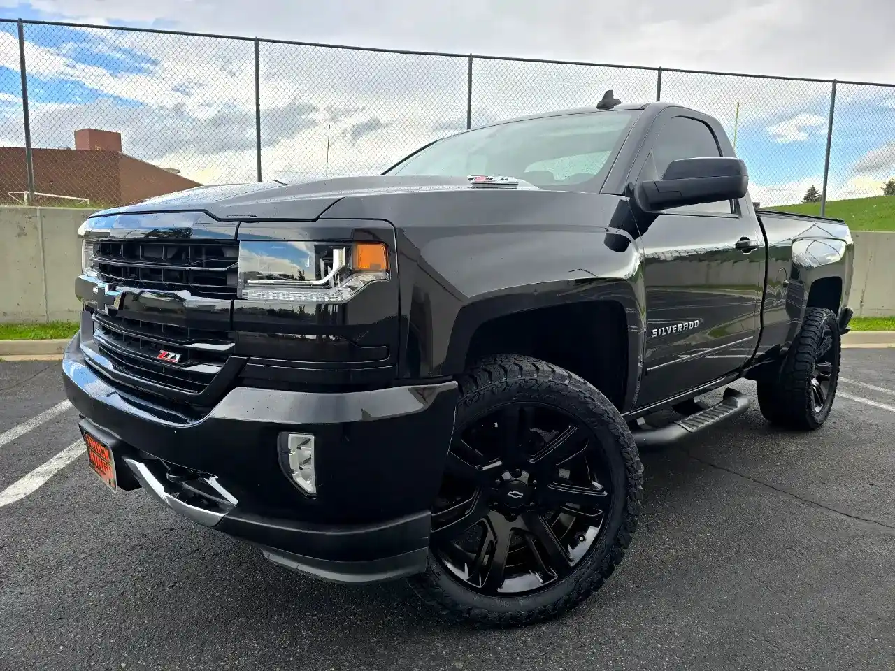 2017-chevrolet-silverado-1500-reg-cab-for-sale-2