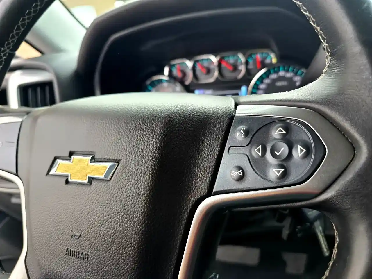 2017-chevrolet-silverado-1500-reg-cab-for-sale-21