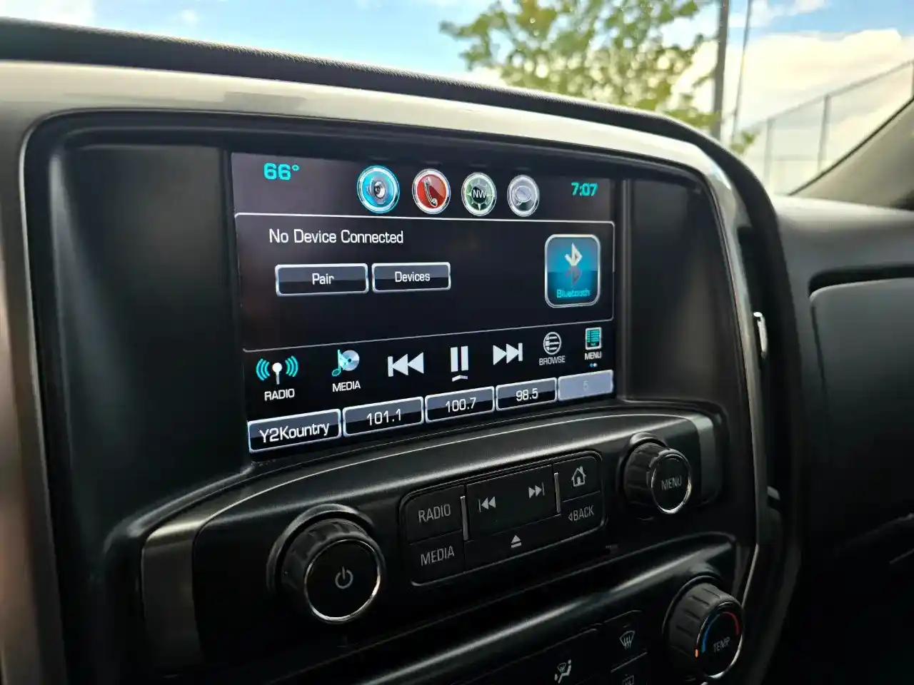 2017-chevrolet-silverado-1500-reg-cab-for-sale-26