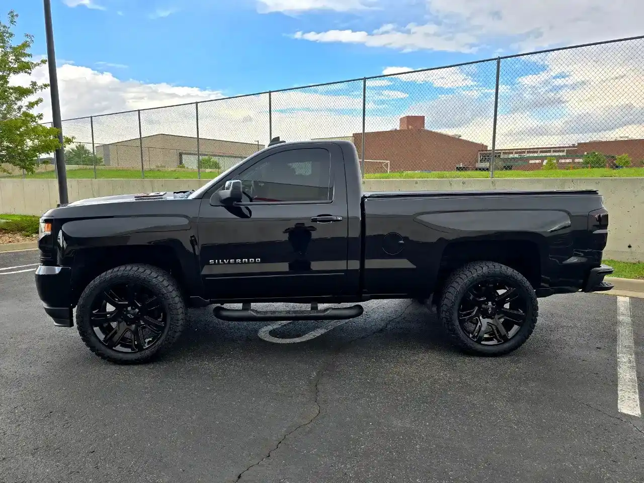 2017-chevrolet-silverado-1500-reg-cab-for-sale-7