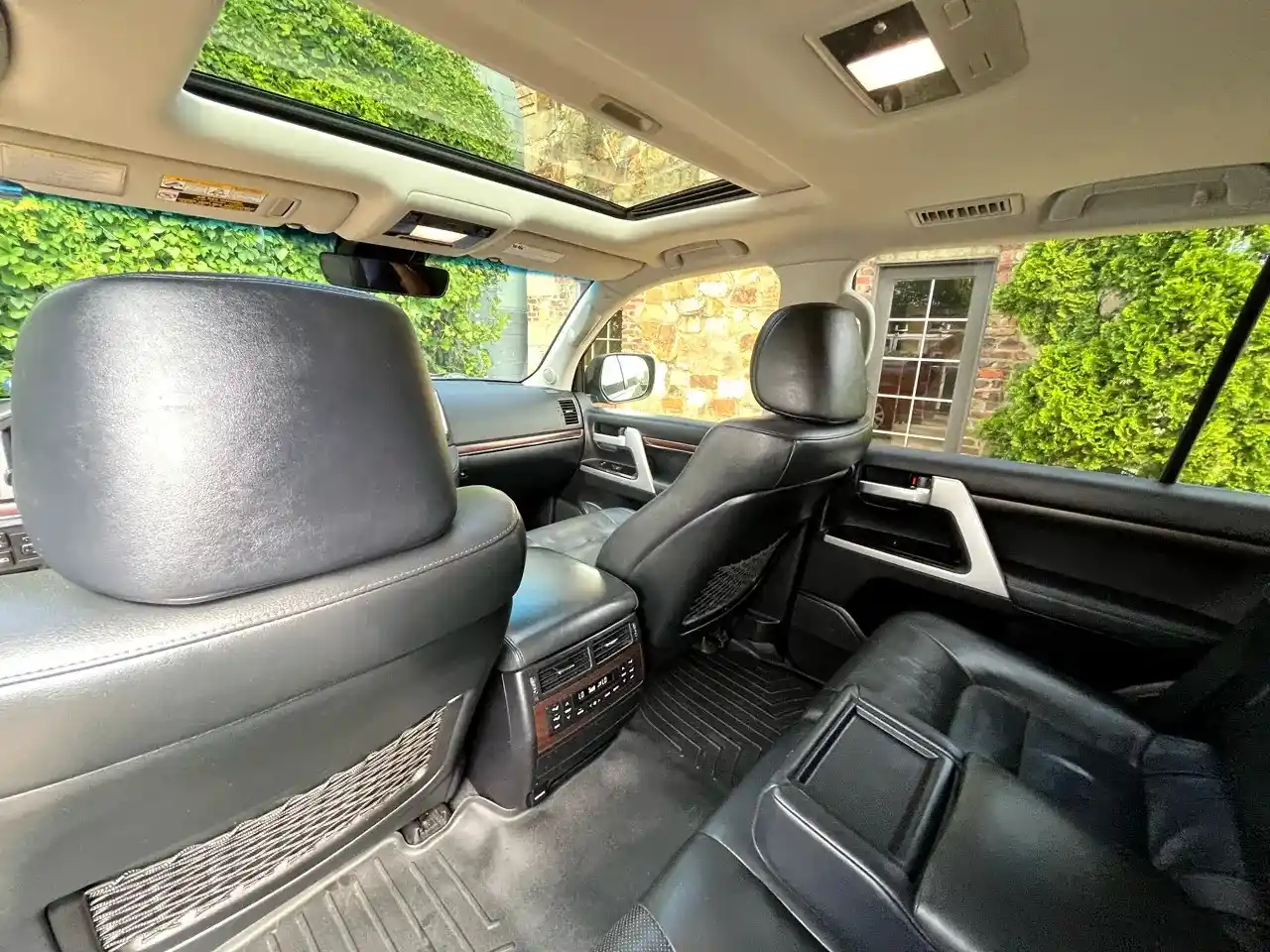 2018-toyota-land-cruiser-for-sale-2