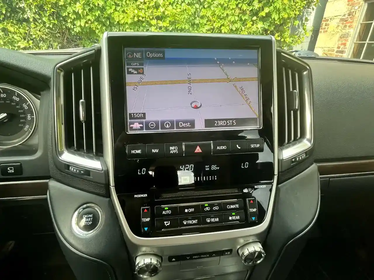 2018-toyota-land-cruiser-for-sale-32