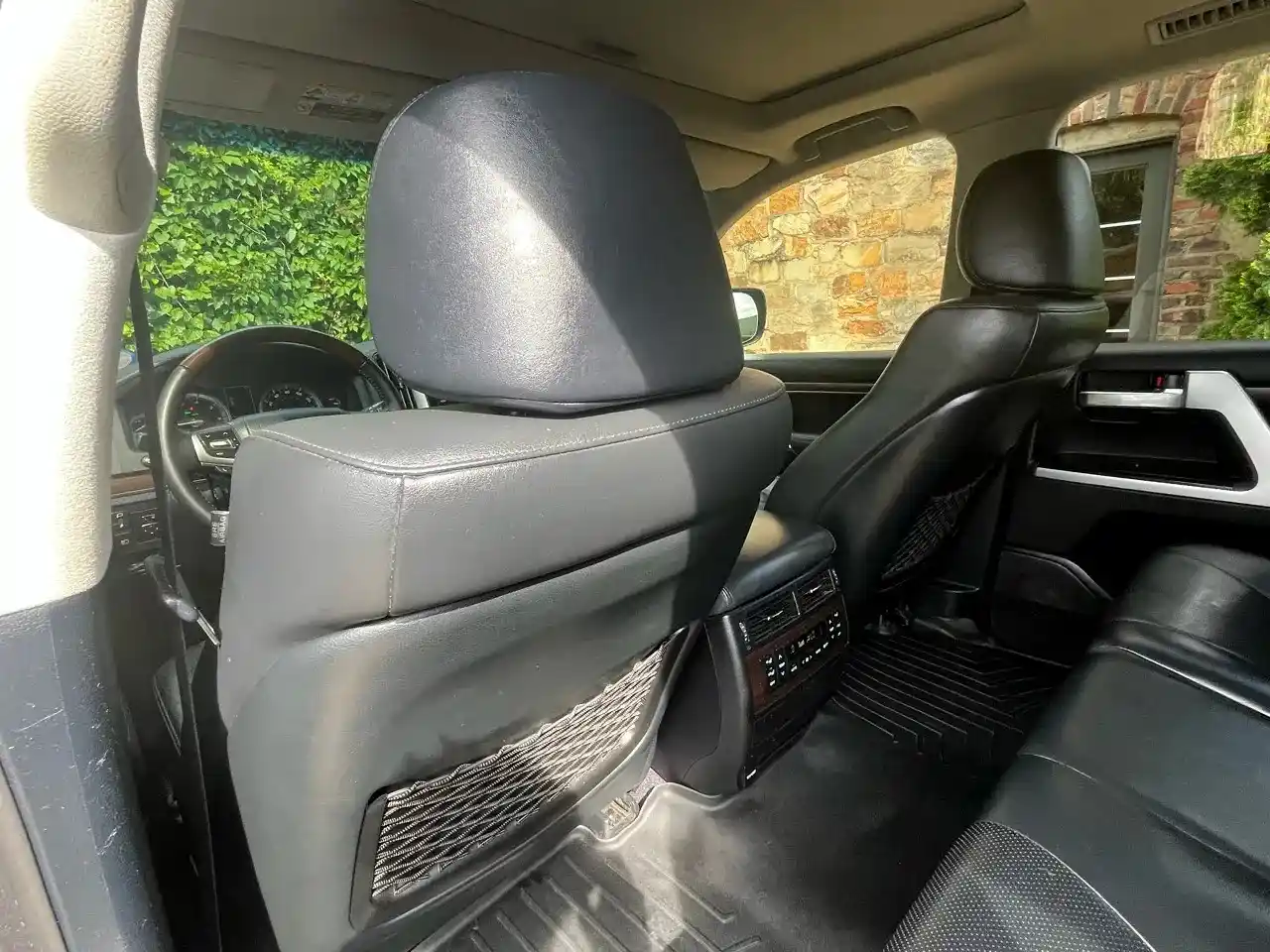 2018-toyota-land-cruiser-for-sale-37