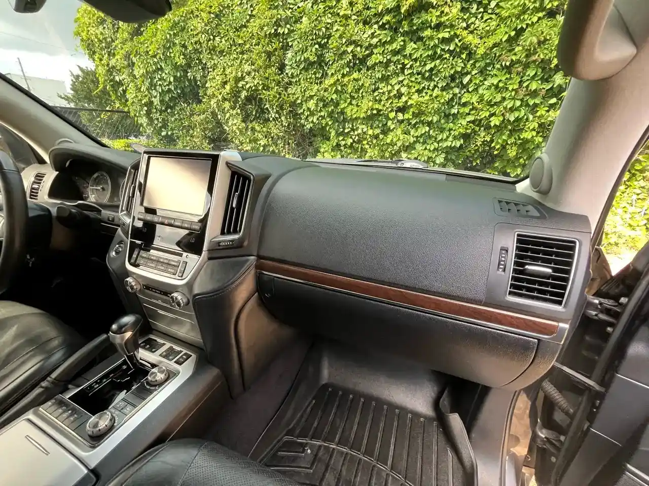 2018-toyota-land-cruiser-for-sale-50