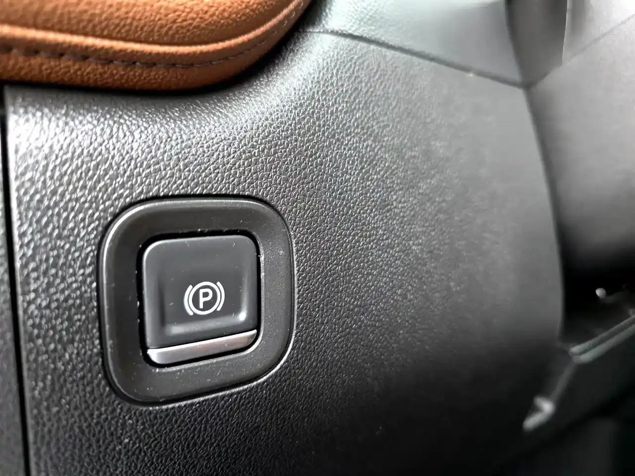 2019-chevrolet-silverado-1500-high-country-for-sale-denver-co-24