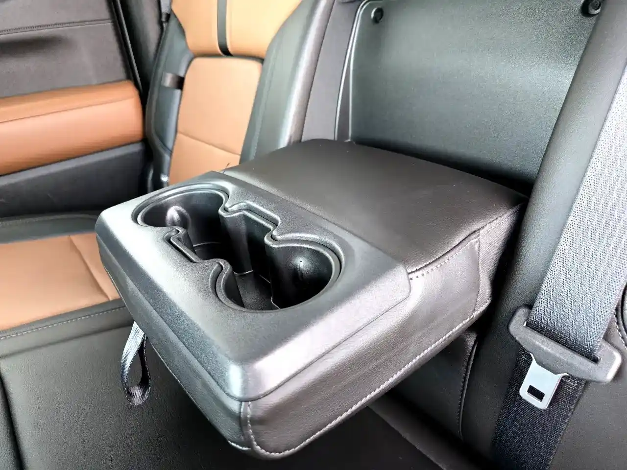 2019-chevrolet-silverado-1500-high-country-for-sale-denver-co-42