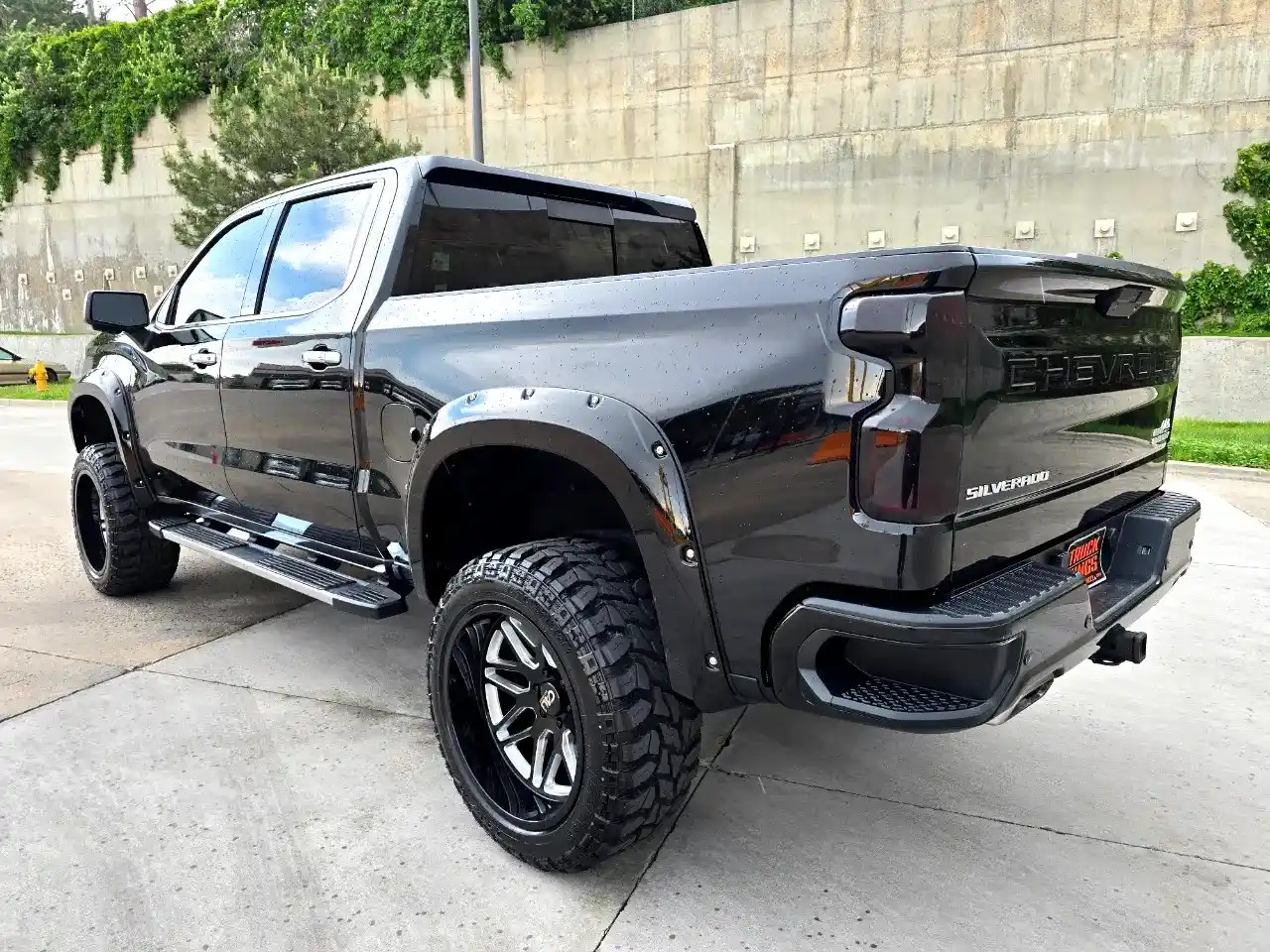 2019-chevrolet-silverado-1500-high-country-for-sale-denver-co-7