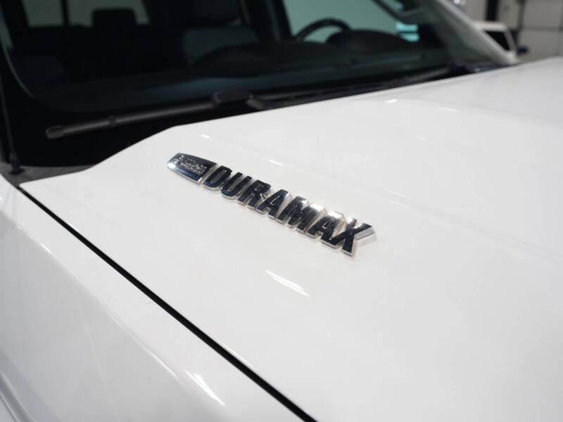 2019-chevrolet-silverado-3500hd-ltz-4x4-4dr-crew-cab-srw (10)