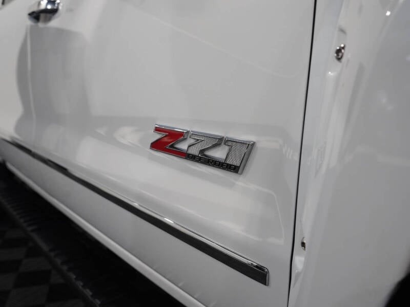 2019-chevrolet-silverado-3500hd-ltz-4x4-4dr-crew-cab-srw (11)