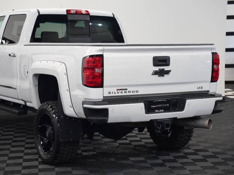 2019-chevrolet-silverado-3500hd-ltz-4x4-4dr-crew-cab-srw (13)